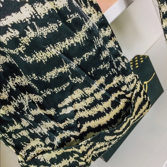 Costa Blanca Festive Capris - Picture 4 of 4